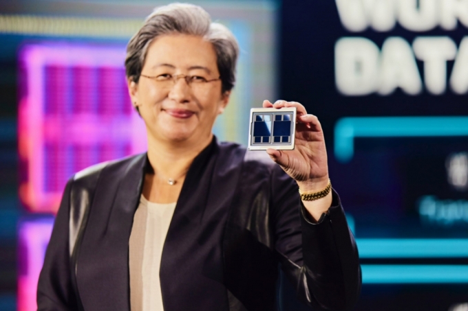   AMD CEO/=  Ʈ