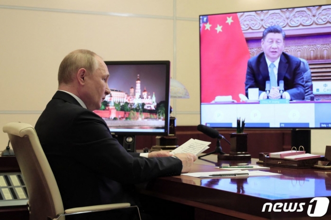 블라디미르 푸틴 러시아 대통령과 시진핑 중국 국가주석/사진=뉴스1