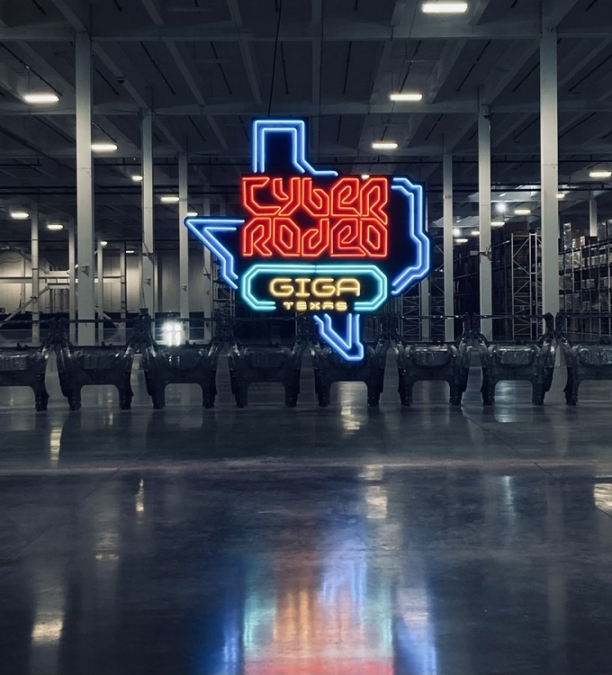 텍사스 기가팩토리 개장을 알리는 일론 머스크 테슬라 CEO의 트위터 사진