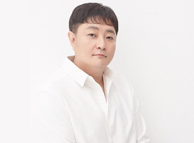 그룹 DJ DOC 정재용/사진=컴앤퍼니 공식 트위터