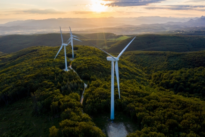 큐에너지가 프랑스에서 운영중인 풍력발전소 /사진=한화솔루션