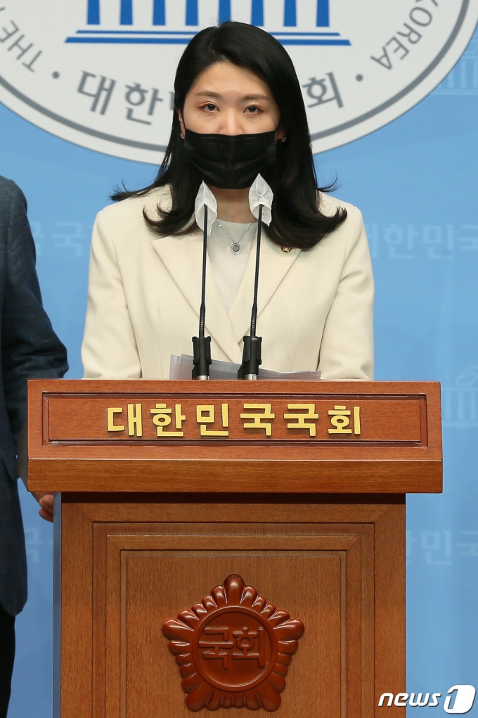 신현영 더불어민주당 대변인/뉴스1