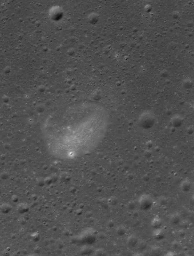 달 궤도선(KPLO) 다누리가 달 지형 중 '폭풍의 바다'를 국산 카메라로 촬영한 사진. 폭풍의 바다는 한반도 크기 약 18배에 달하는 곳으로 1966년 옛 소련이 달 착륙선 루나 9호를 착륙시킨 지형이다. / 사진제공=한국항공우주연구원