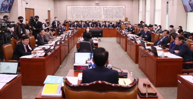 지난16일 오전 서울 여의도 국회에서 법제사법위원회 전체회의가 열리고 있다. /사진=뉴시스