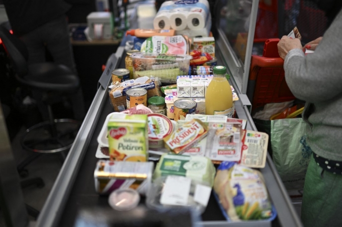 지난해 11월 프랑스 남부 마르세유의 한 슈퍼마켓 계산대 모습 /AFPBBNews=뉴스1