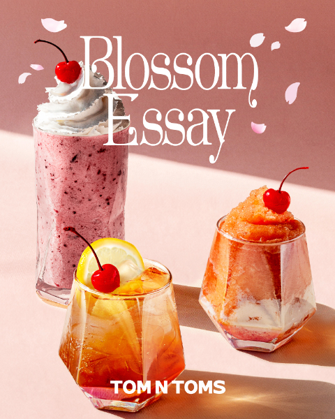 탐앤탐스 'Blossom Essay' 봄 시즌 음료 3종./사진제공=탐앤탐스