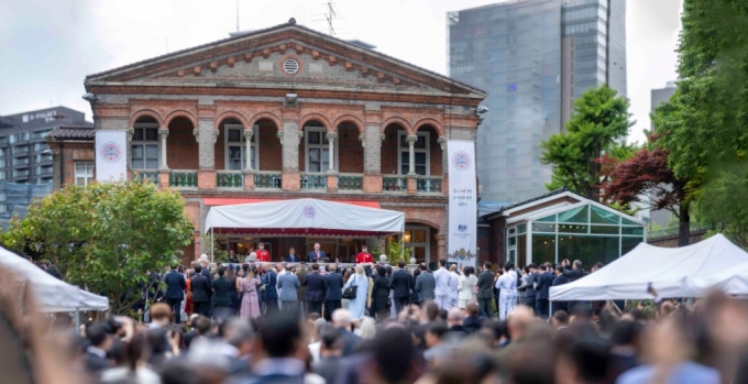 지난 3일 서울 중구 주한영국대사관에서 찰스3세 영국 국왕 대관식과 한·영 수교 140주년을 기념하는 리셉션이 열렸다. 