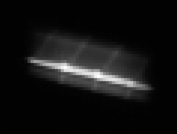 한국항공우주연구원이 개발한 달 궤도선 '다누리'가 최근 미국항공우주국(NASA)의 '달 정찰 궤도선'(LRO)을 촬영한 사진. 다누리에 실린 섀도캠(ShadowCam·NASA)이 찍었다. 음속 9.4배(초속 3.2㎞)에 달하는 물체를 한국이 우주에서 포착한 건 이번이 처음이다. / 사진=미국항공우주국(NASA)