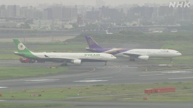 일본 도쿄 하네다공항에서 10일 오전 여객기 2대가 접촉하는 사고가 발생했다.(사진출처: NHK 화면 캡처) 2023.06.10 /AP=뉴시스