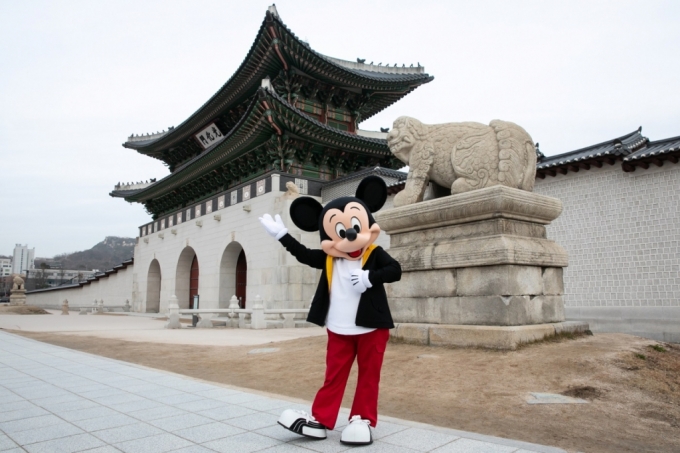 2018년 한국을 방문했던 미키 마우스/사진= 디즈니코리아