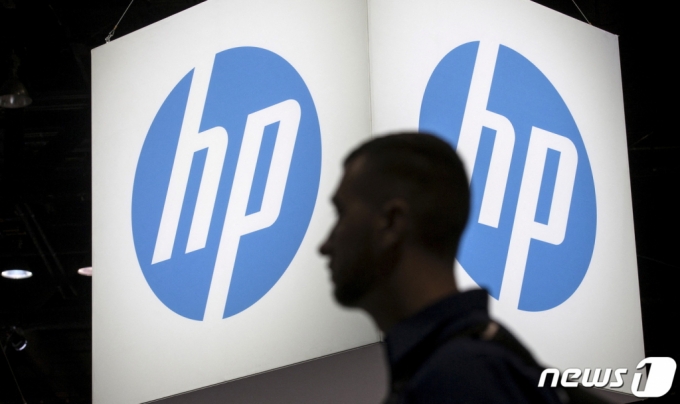 (시카고 로이터=뉴스1) 이서영 기자 = 23일(현지시간) HP는 2025년 회계연도까지 총 4000~6000명 감원에 나설 방침이다. 지난해 10월 기준 HP의 직원수는 약 6만1000명이다.  ⓒ 로이터=뉴스1  Copyright (C) 뉴스1. All rights reserved. 무단 전재 및 재배포 금지.