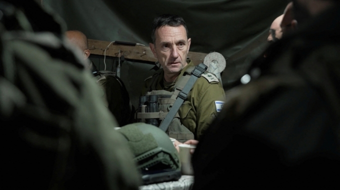 헤르지 할레비 이스라엘방위군(IDF) 참모총장이 이스라엘 북부를 시찰 중인 모습. /로이터=뉴스1
