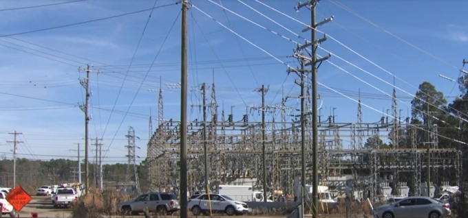 미국 노스캐롤라이나 더럼 지역에 있는 전력공급 시설. 
