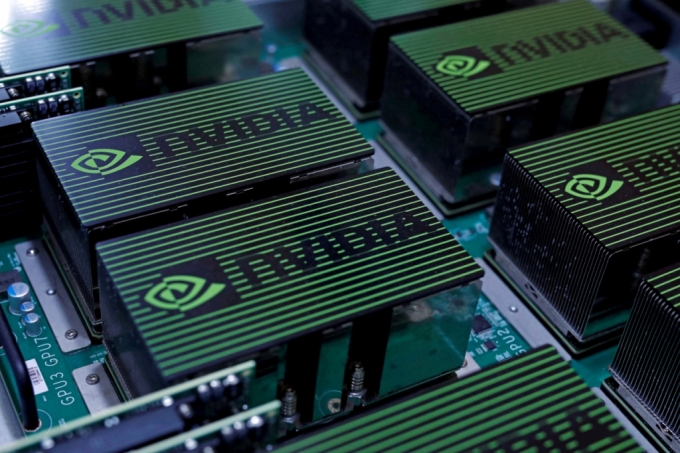 미국 반도체 업체 엔비디아에 이어 AMD의 인공지능(AI) 칩 중국 수출에도 제동이 걸린 것으로 알려졌다. /로이터=뉴스1