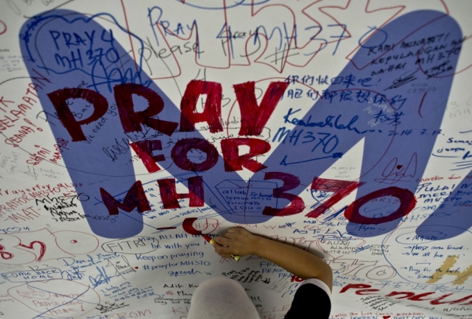 2014년 MH370 실종 사건 애도 현장 /AFPBBNews=뉴스1