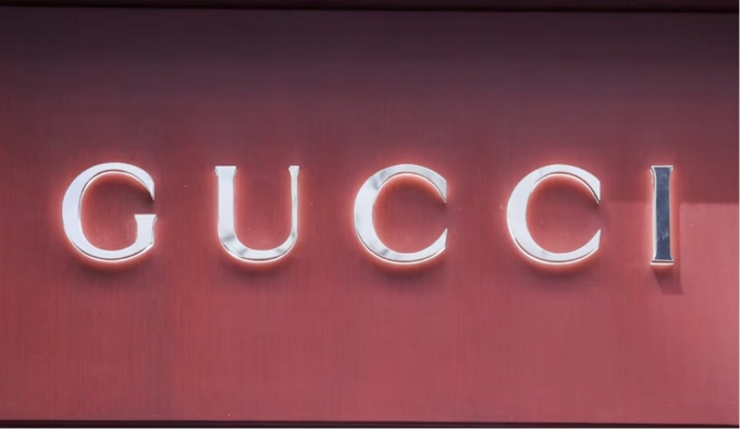 프랑스 명품 브랜드 '구찌(Gucci)'의 올해 1분기 매출이 20% 넘게 급감할 것이라는 전망이 나왔다. /로이터=뉴스1