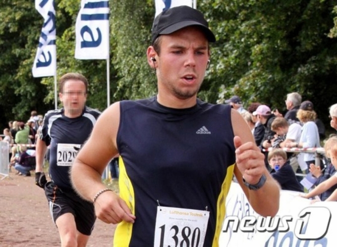 사고 발생 약 2년전 단거리 마라톤에 참여한 안드레아스 루비츠 독일 저먼윙스 부기장 모습./사진=뉴스1