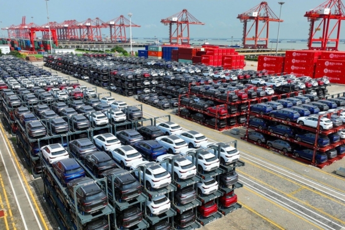 유럽 운송환경연합(T&E)은 글로벌 자동차 업체의 중국 생산과 중국 업체들의 공격적인 해외 시장 진출로 올해 유럽 전기차 판매 시장에서 '중국산' 제품의 비중이 25% 이상으로 확대될 것으로 전망했다.  /AFPBBNews=뉴스1