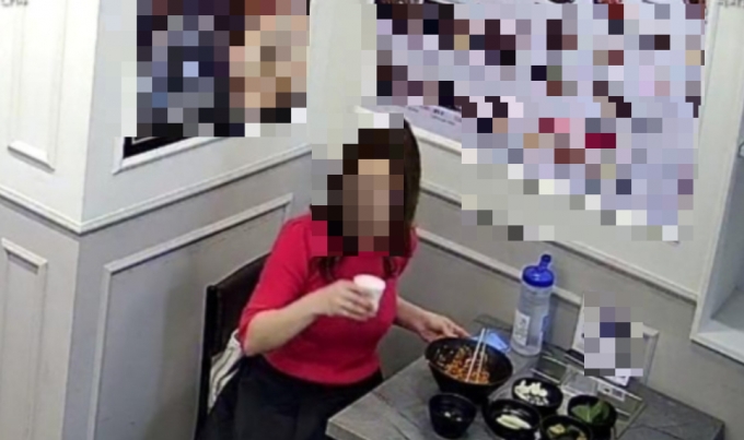 18일 점심시간인 오후12시쯤 주꾸미 식당에서 밥값을 내지 않고 도망간 한 여성 손님때문에 고민이라는 식당 주인의 고민이 공개됐다./사진=온라인 커뮤니티 캡쳐