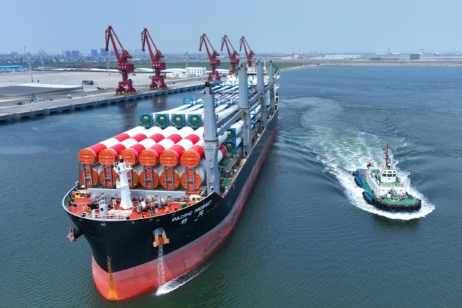 수출되는 풍력터빈을 탑재한 중국 선박/사진=중국 인터넷