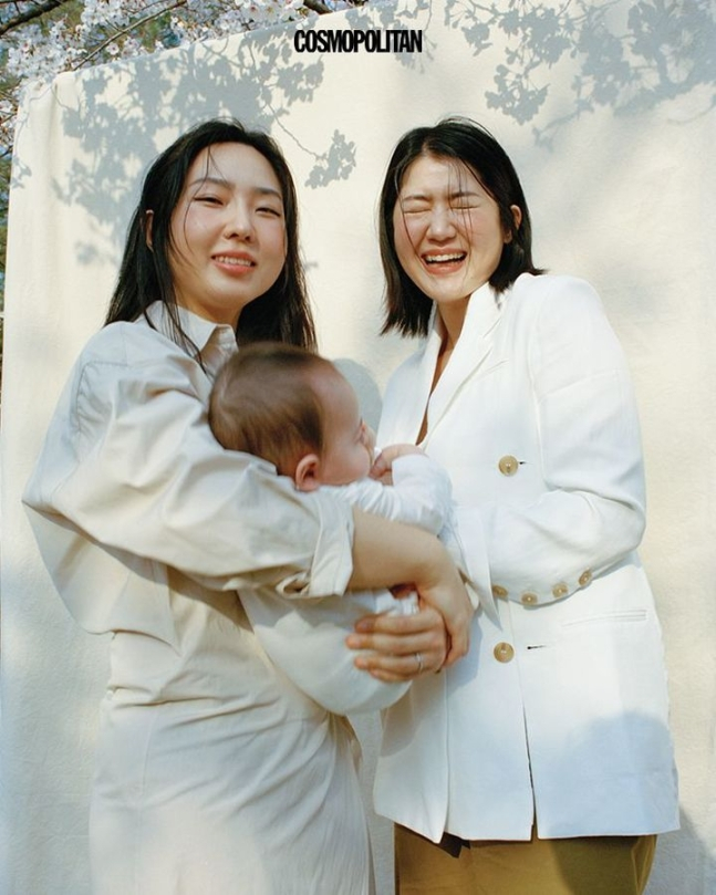 (왼쪽부터) 김세연씨, 김규진씨 부부 /사진=코스모폴리탄 홈페이지 