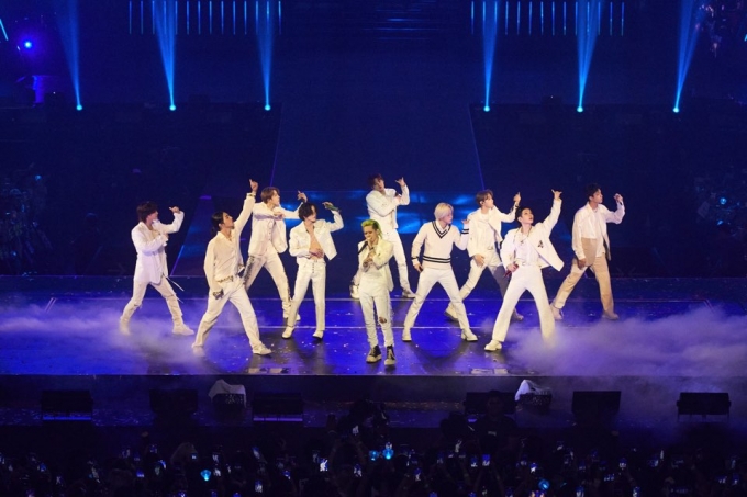 YG 트레저, 마닐라서 또 다른 비상…아시아 투어 첫 공연 성료!